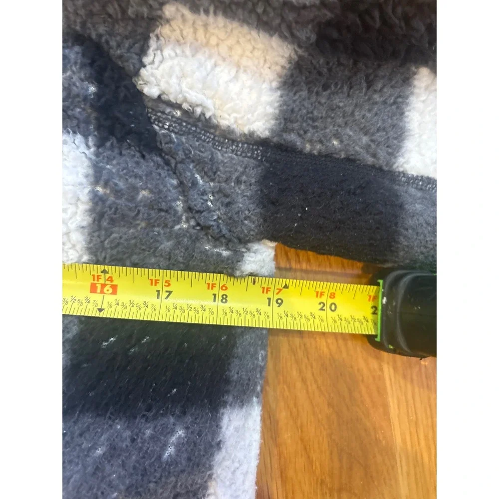 Abercrombie Fitch‎ Soft Sherpa Plaid Quarter Zip Pullover Jacket Women Medium